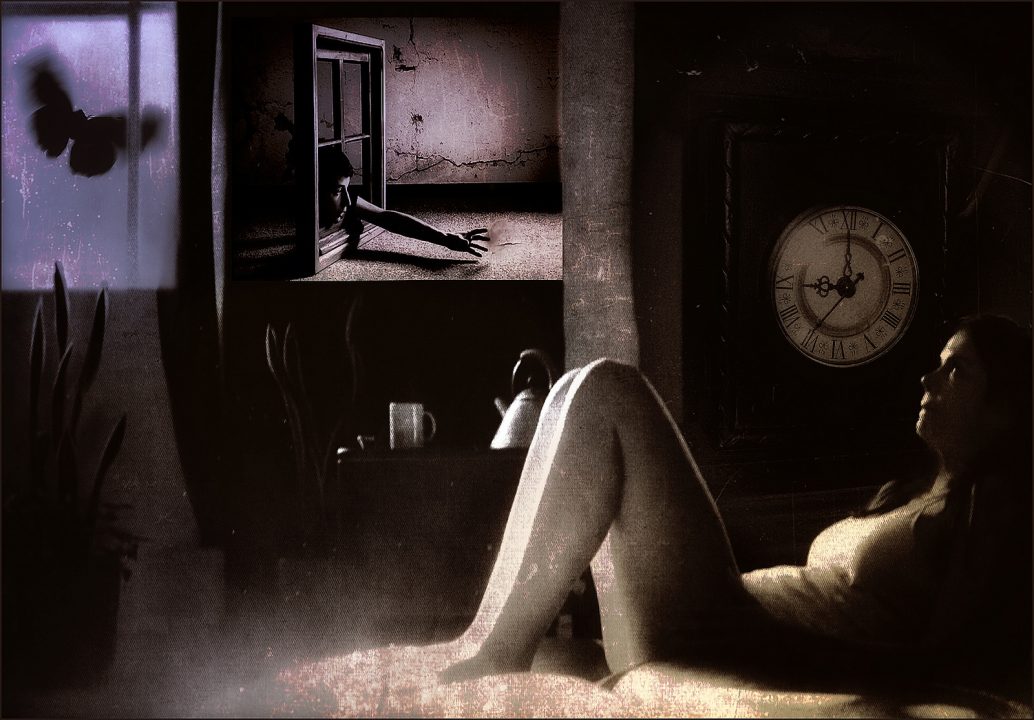 signs that a paranormal entity is trying to contact you