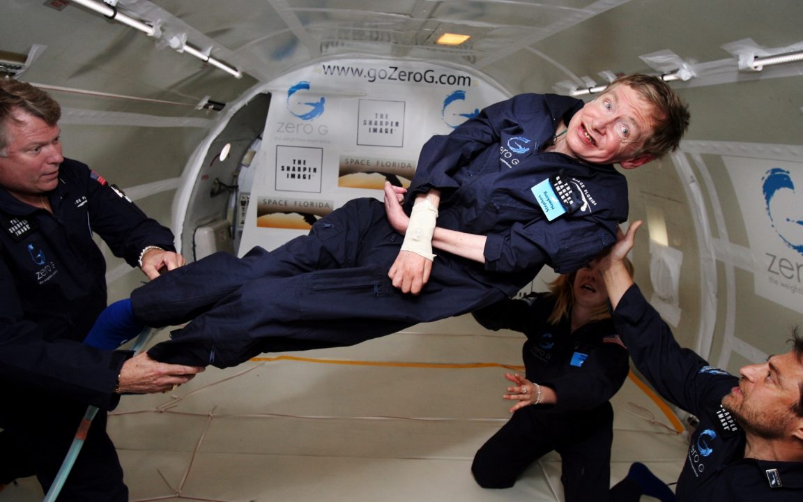 Stephen Hawking plans to travel to space via Virgin Galactic