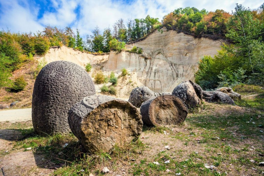 The Mystery of the Trovants: Living Stones in Romania (Solved) 1 Trovants Living Stones