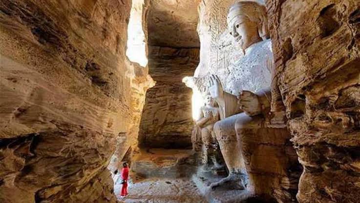 A "Giant Underground City" Discovered in the Grand Canyon