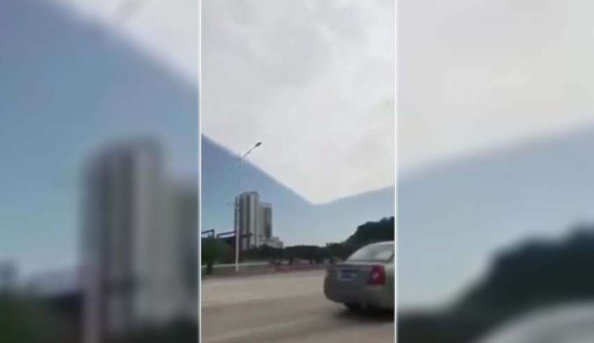 UNEXPLAINED PHENOMENA  NEWS A mysterious perfectly square cloud appears over Arizona, are you controlling the weather?