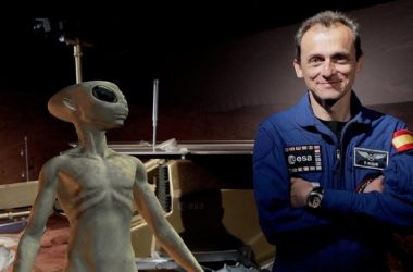 Pedro Duque portada ufo spain