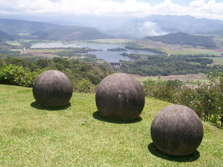 The mystery behind the metallic sphere that fell from the sky