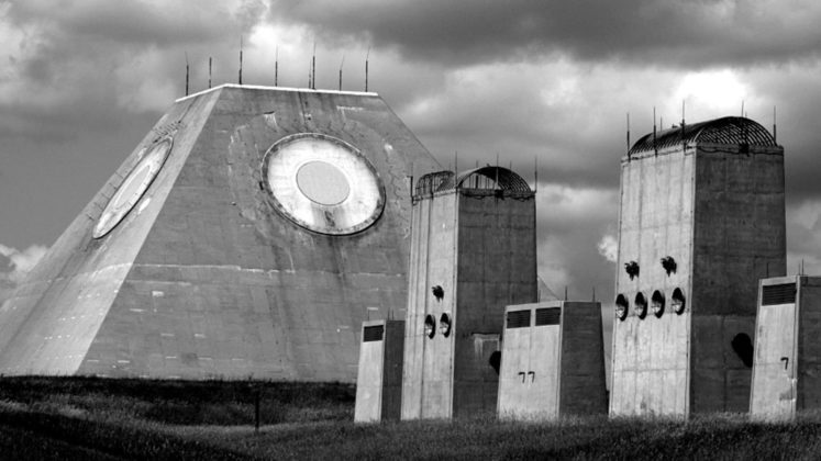 The Pyramid Of The End of The World: Mysterious Ruin Of The Cold War 1 The Pyramid Of The End of The World: Mysterious Ruin Of The Cold War