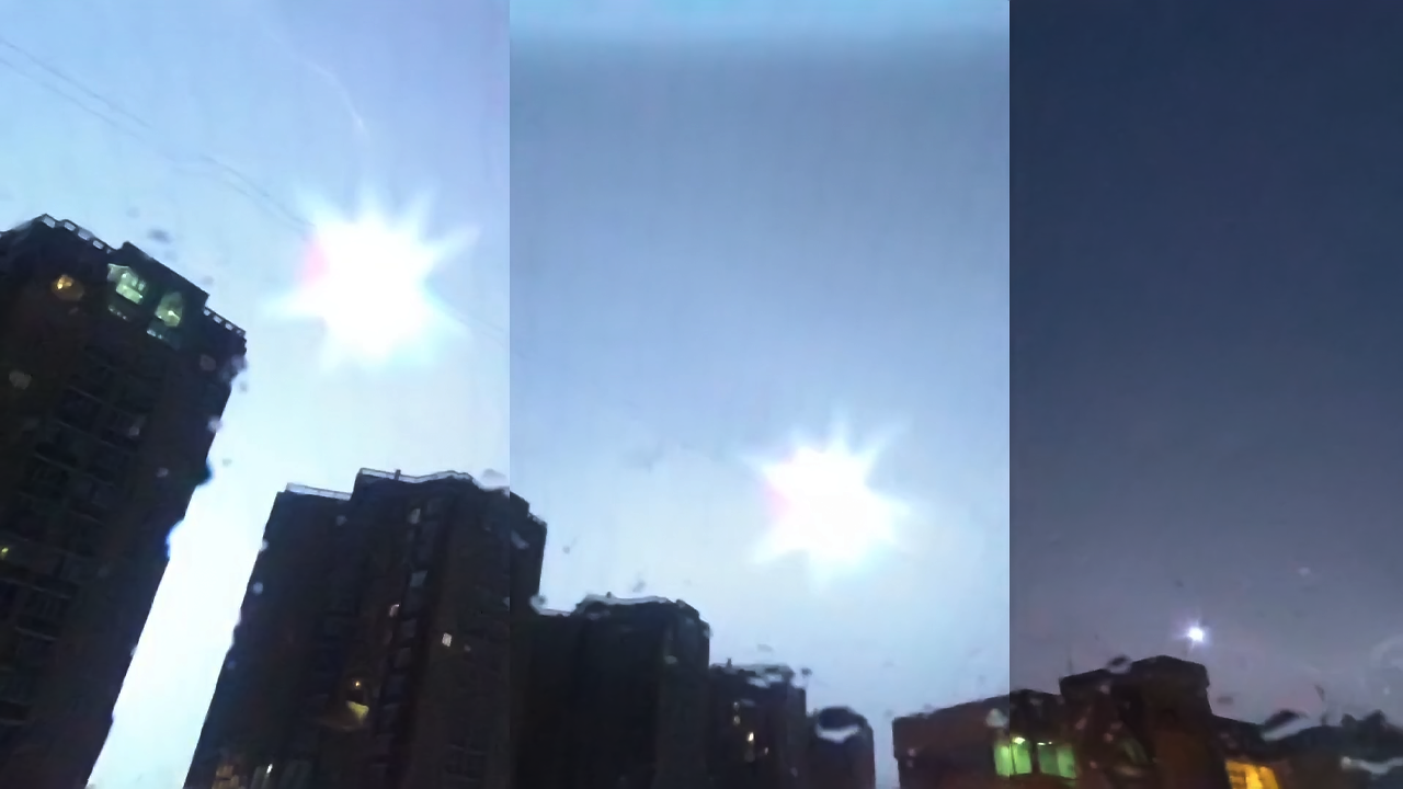 Amazing Video shows Lightning makes UFO disappear in Russia