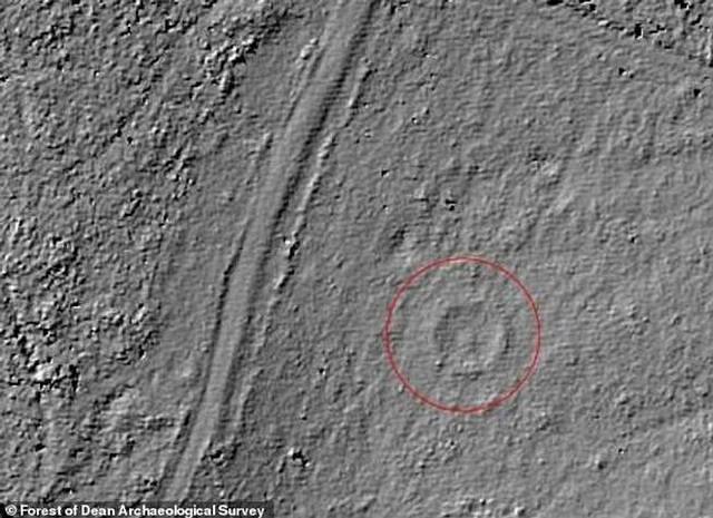 The mysterious monument that inspired JRR Tolkien and JK Rowling found in a British forest 2 Detection of the circular cairn by LiDAR. The mysterious monument that inspired JRR Tolkien and JK Rowling found in a British forest