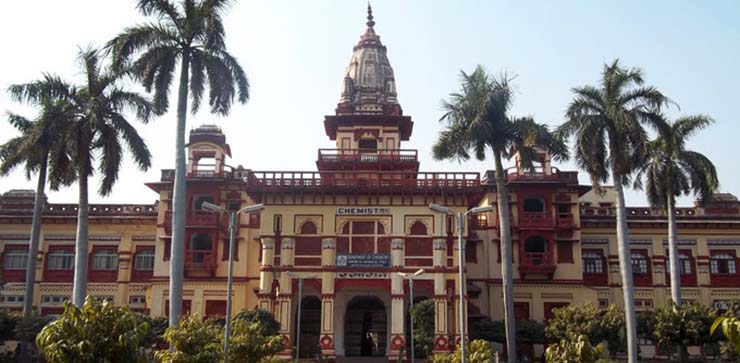 Banaras Hindu University will give an official course to treat ghost possession 1 ghosts course - Prestigious Indian university will give an official course to treat people possessed by ghosts