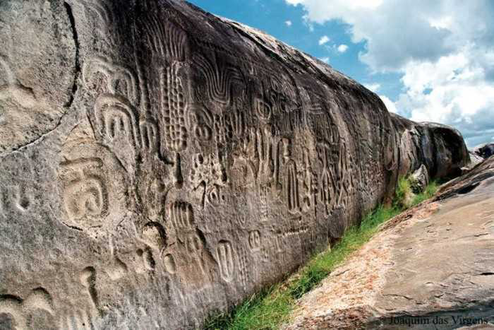 Rising in the middle of the waters of the Brazilian river of Ingá, the mysterious Inga Stone is an archeological treasure that still raises controversy today.