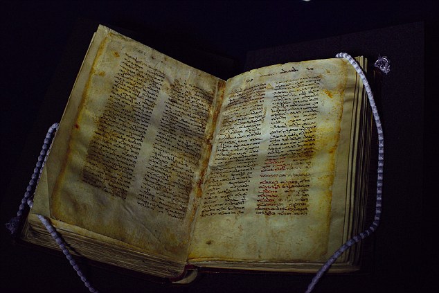 According to ancient manuscripts, Jesus married Mary Magdalene and had children 2 According to ancient manuscripts, Jesus married Mary Magdalene and had children