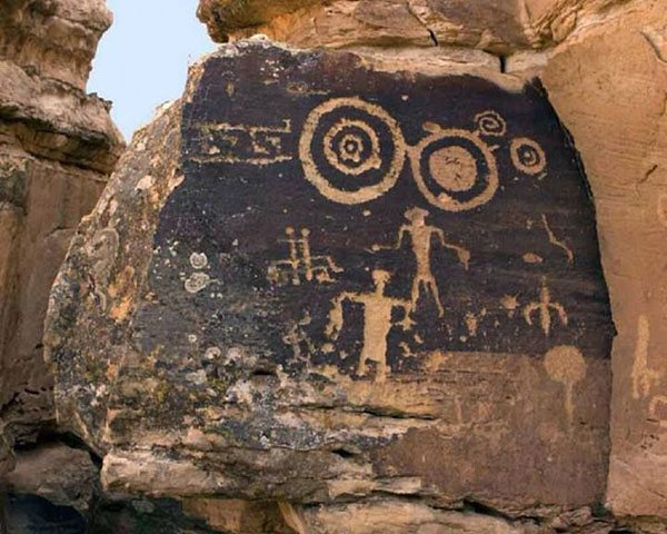 Cave paintings by hopi tribe depicting tha kachinas