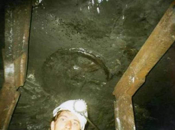 300 Million Years Old Wheel Found In Donetsk mine