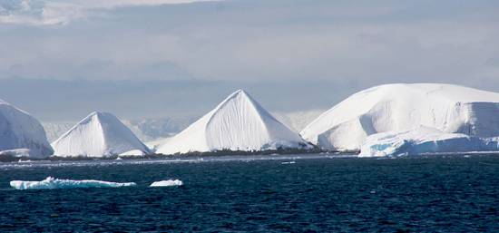 Did extraterrestrials built the mysterious pyramids of Antarctica? 1 pyramids of Antarctica