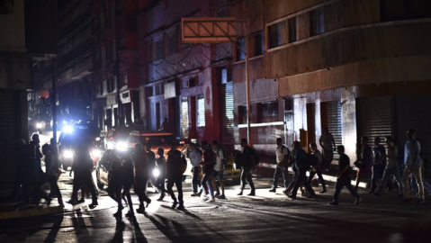 Project Blackout: The Government May Cause A Technology Blackout Reveals Informants
