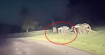 Ghost Of Gettysburg: A tourist records the ghosts of two American Civil War soldiers