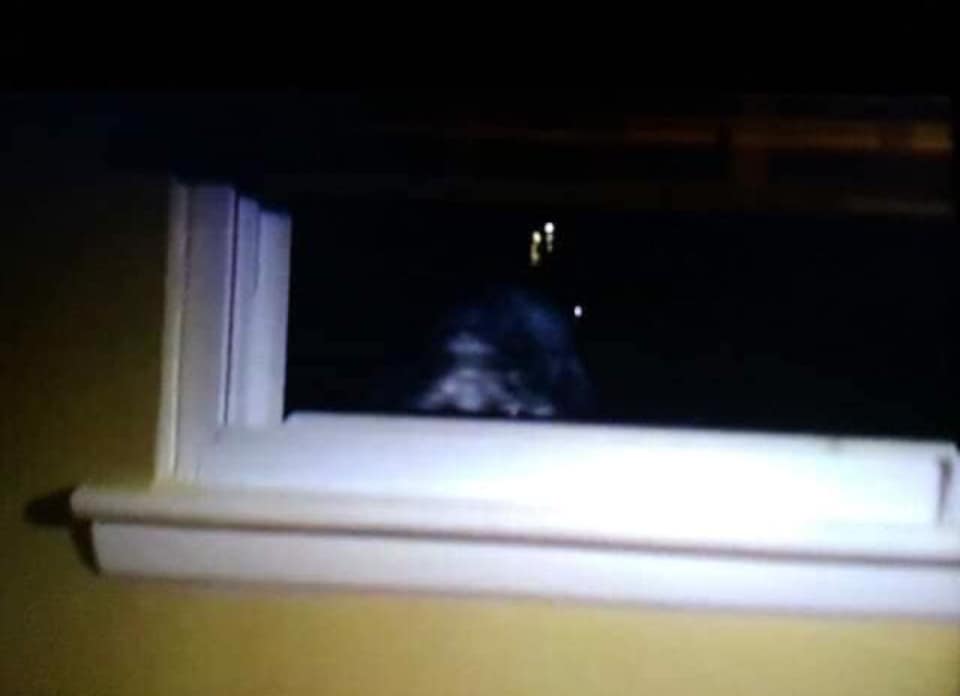 A man captured photos of a Bigfoot peeping through a window 3 Scott Yeoman Bigfoot in Bailey Colorado 2017 01