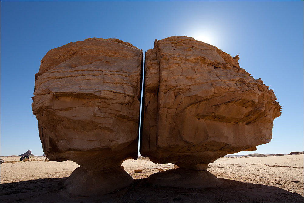 Al Naslaa Rock Formation1