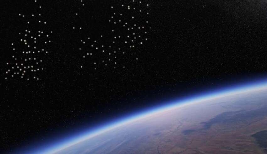 The International Space Station re-records a fleet of hundreds of UFOs approaching Earth