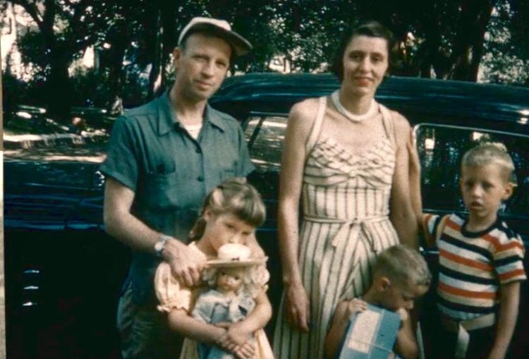 The Mysterious Death Of Frank Olson, Who Jumped From The 13th Floor After Experimenting With Mind Control