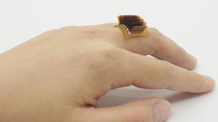 Thermoelectric Energy: A New Wearable Device Turns The Human Body Into A Battery