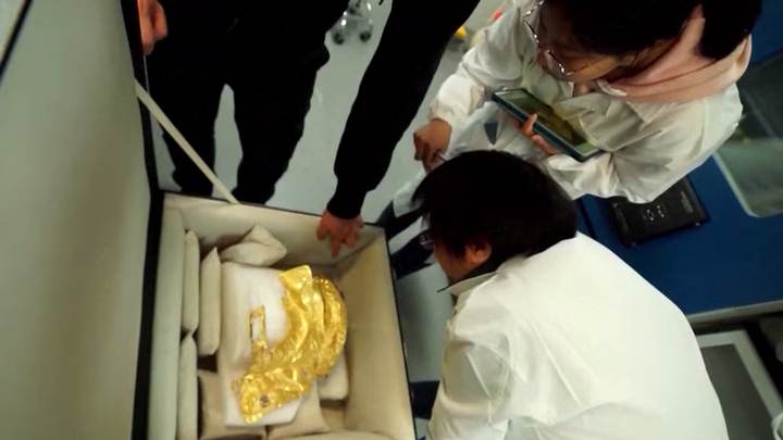 Archaeologists Reveal 3000 Years Old Gold Mask Found In Southwest China