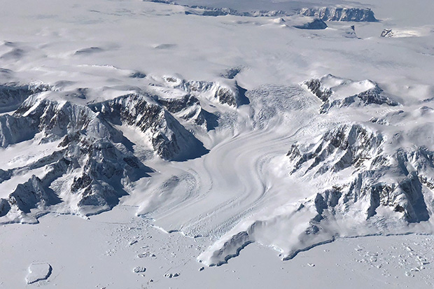 glacier bellinghausen icebridge 620