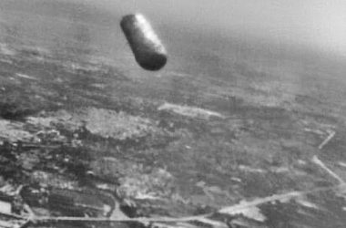 Authentic Image Of A UFO Captured Over Italy in 1979 By Giancarlo Cecconi