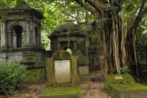 Top 5 Haunted Places In India 5 Cemetry