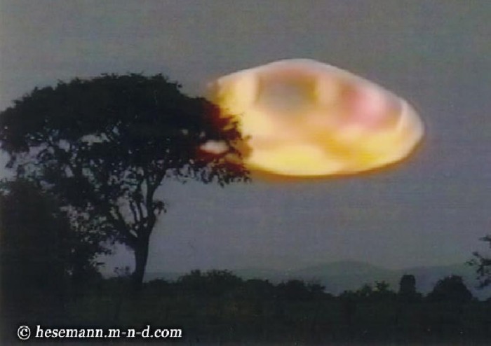 Yellow Bright UFO Captured By Carlos Diaz