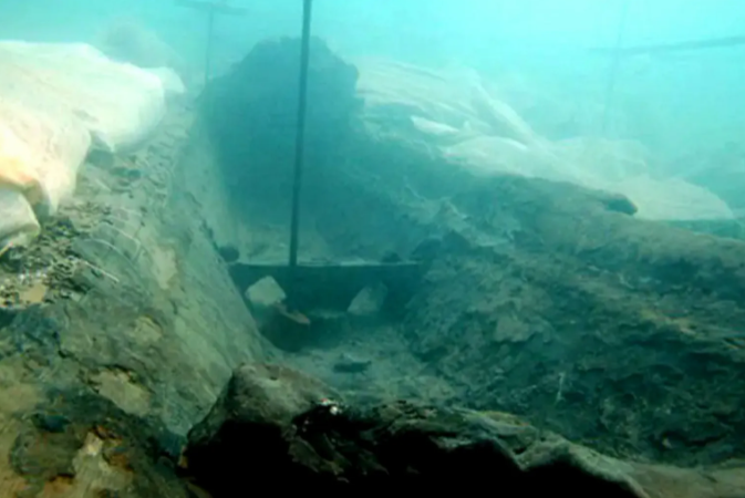 Orichalcum: The Mysterious Lost Metal Of Atlantis Found In A 2600-Year-Old Shipwreck 2 Orichalcum 2,600-year-old shipwreck found off the coast of Sicily