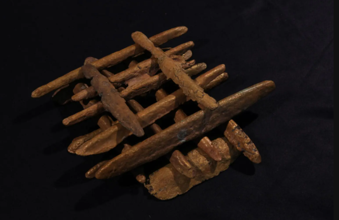Orichalcum: The Mysterious Lost Metal Of Atlantis Found In A 2600-Year-Old Shipwreck 3 2,600-year-old shipwreck found off the coast of Sicily