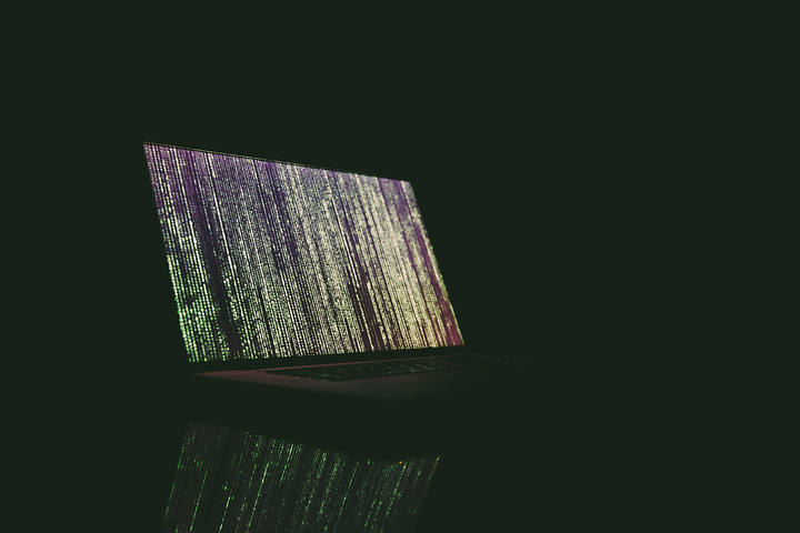 Dead Internet Theory: Conspiracy Theory Claims The Internet "Died" 5 Years Ago 1 Dead Internet Theory