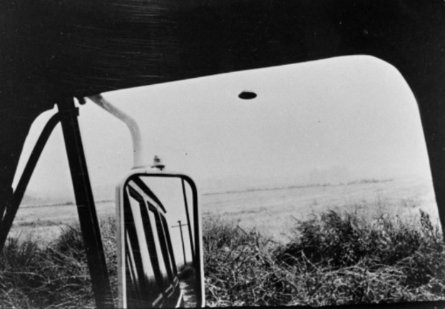 General Douglas Macarthur: UFOs Are Real And Something Needs To Be Done With Them 1 Screenshot 2022 01 08 005651