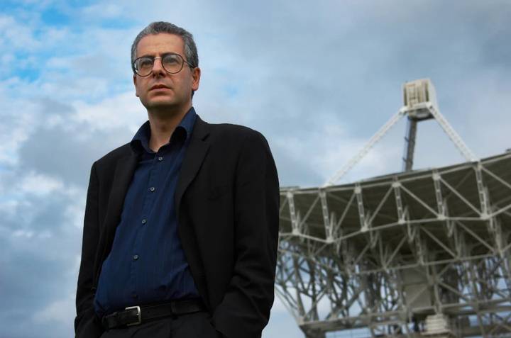 The Threat Of World War 3 Prevents Aliens From Contacting Us, Says Ufologist
