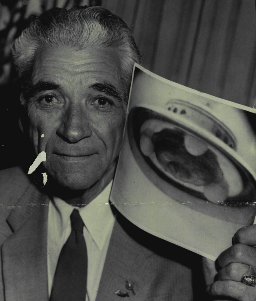 The Alien Encounter Of George Adamski: An Alien Named Orthon From Planet Venus And Photograph Of A UFO 1 George Adamski