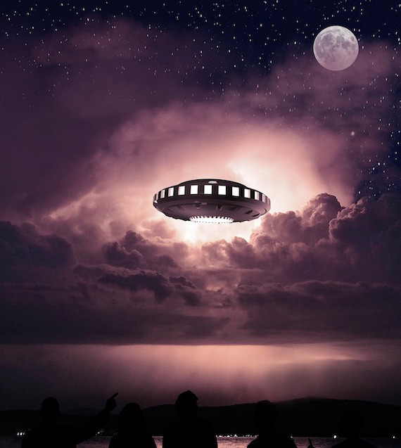 The Bizarre Military Encounters With Huge Mothership UFO Hovering Over World's Ocean With Physical Effects 2 Strange UFO Hovering Over Our World's Ocean