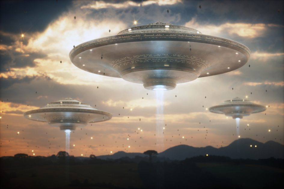 UFO Encounter Of A Boeing 747 Of Japanese Airlines In 1986 2 Mothership UFOs
