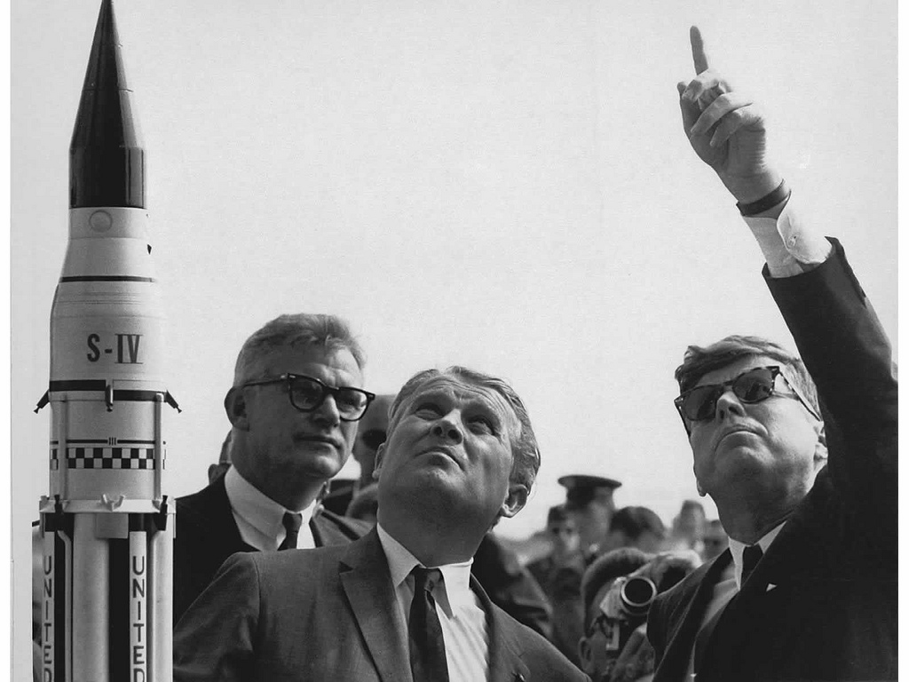 Wernher Von Braun's Alien War Prediction: A Look Into The Mind Of A Space Pioneer 6 Wernher Von Braun's Alien War Prediction: A Look Into The Mind Of A Space Pioneer