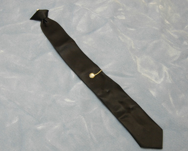 The D.B. Cooper Hijacking- Mystery Of America's Greatest Heist 4 Tie Pin Of D.B. Cooper