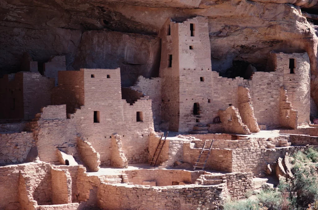 The Anasazi Civilization and the Legend of Reptilian Gods