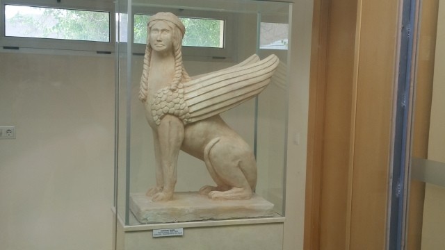 Statue similar to lady of elche Mesopotamian sphinxes, found in the IXX century in Agost, Alicante
