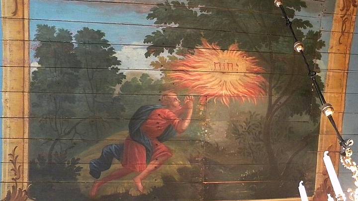 Harvard Physicist Avi Loeb: Humanity Will View Alien Intelligence Like 'God' 3 “Moses feeding the sheep of Jethro his father-in-law, the priest of Midian, led the sheep through the desert, and came to Horeb, the mountain of God.
And he appeared to him the Angel of Jehovah in a flame of fire in the midst of a bush; and he looked, and saw that the bush was burning with fire, and the bush was not consumed. Then Moses said: I will go now and see this great vision, why does the bush not burn. Seeing Jehovah that he was going to see, God called him out of the midst of the bush, and said: Moses, Moses! And he answered: Here I am. And he said: Do not come near; remove your shoes from your feet, because the place where you are is holy ground. And he said: I am the God of your father, the God of Abraham, the God of Isaac, and the God of Jacob.
So Moses covered his face, because he was afraid to look at God ». EXODUS 3, 1-6.
Image: painting by Johan Burman on the ceiling of the church of Skepplanda (Sweden), ca.
1770. In the middle of the fire the Hebrew letters of the tetragrammaton appear written.
