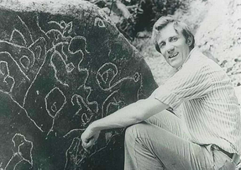 Neil Armstrong’s Alien Expedition: Exploring Cueva de los Tayos in 1976